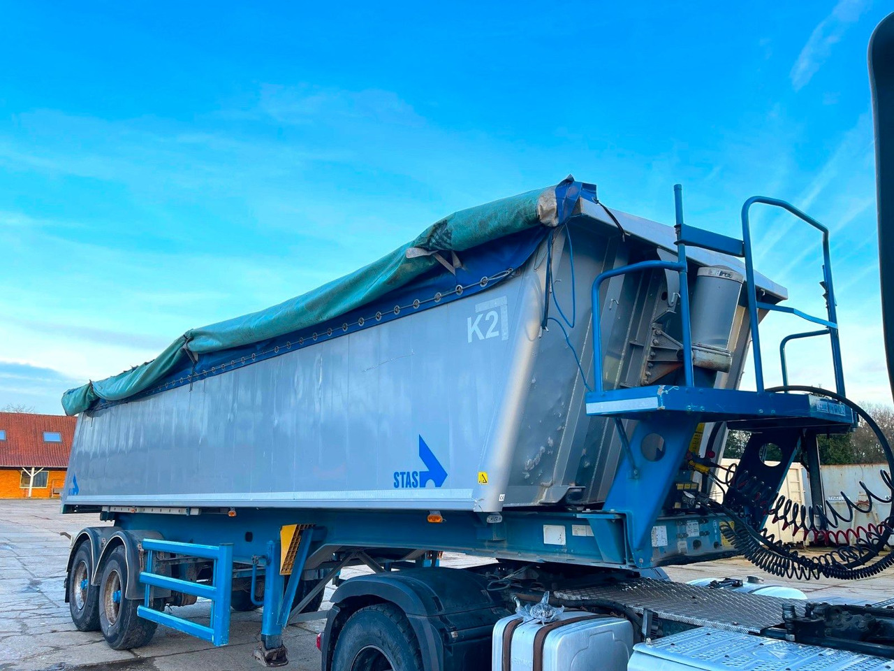 Stas KIPPER/ALU/PLANE - Semi-reboque basculante: foto 5 Stas KIPPER/ALU/PLANE - Semi-reboque basculante: foto 5