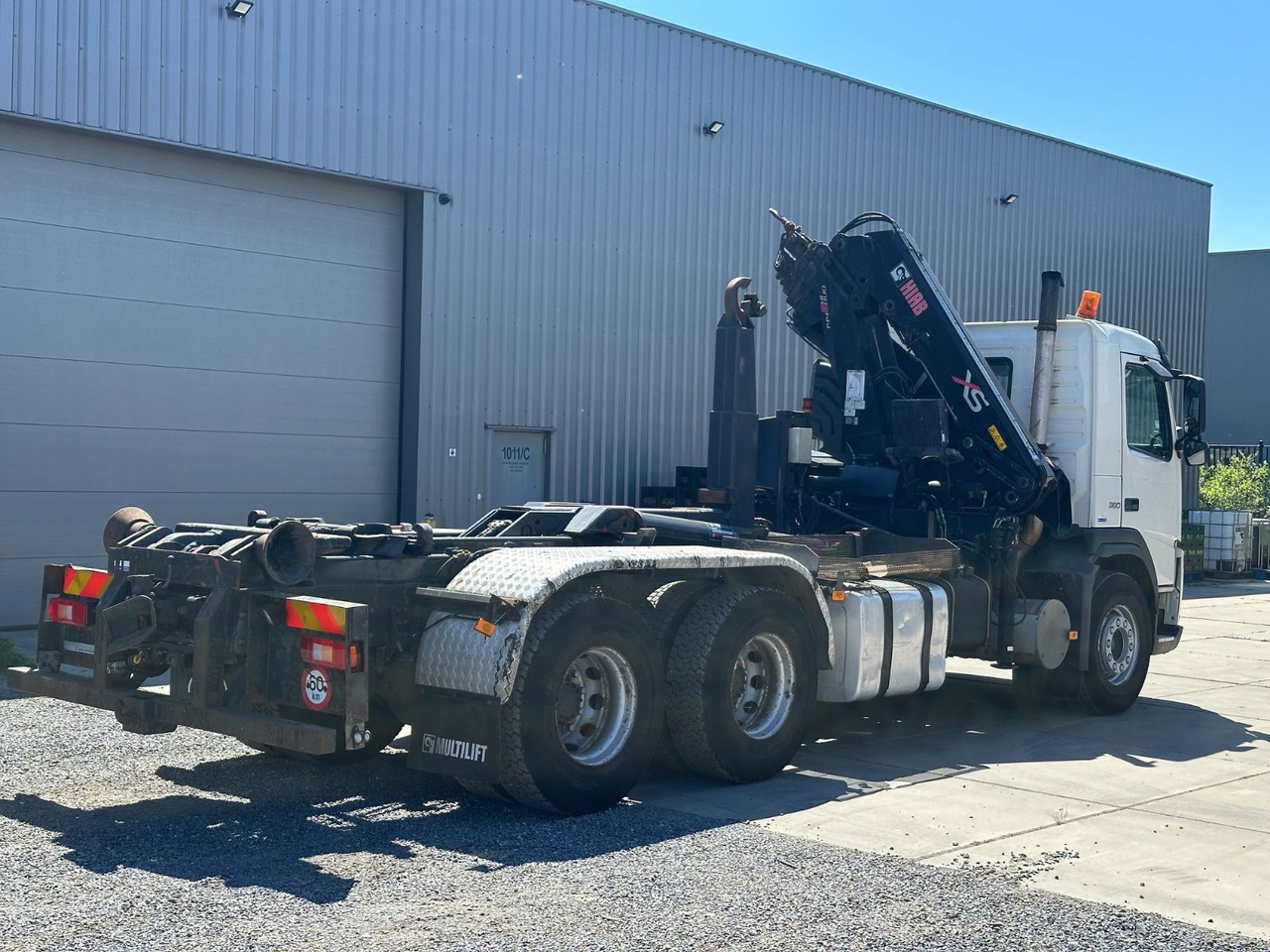 Volvo FM12 380 Hiab 144E-3 - Camião polibenne: foto 4 Volvo FM12 380 Hiab 144E-3 - Camião polibenne: foto 4