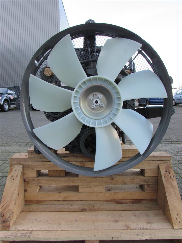 Isuzu 4HK1XYSS-01 - Motor por Escavadeira: foto 2 Isuzu 4HK1XYSS-01 - Motor por Escavadeira: foto 2