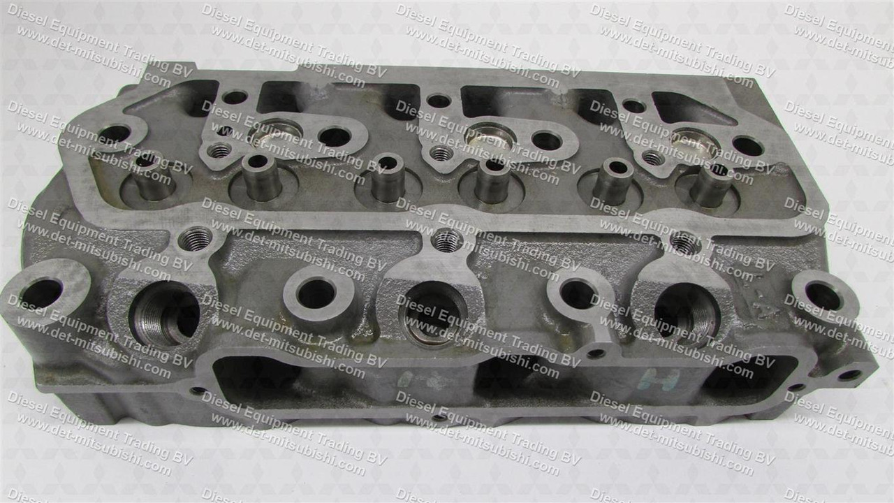 MITSUBISHI HEAD ASM; CYLINDER L3E (W/O VALVES) - Cabeça do motor por Equipamento industrial: foto 1 MITSUBISHI HEAD ASM; CYLINDER L3E (W/O VALVES) - Cabeça do motor por Equipamento industrial: foto 1