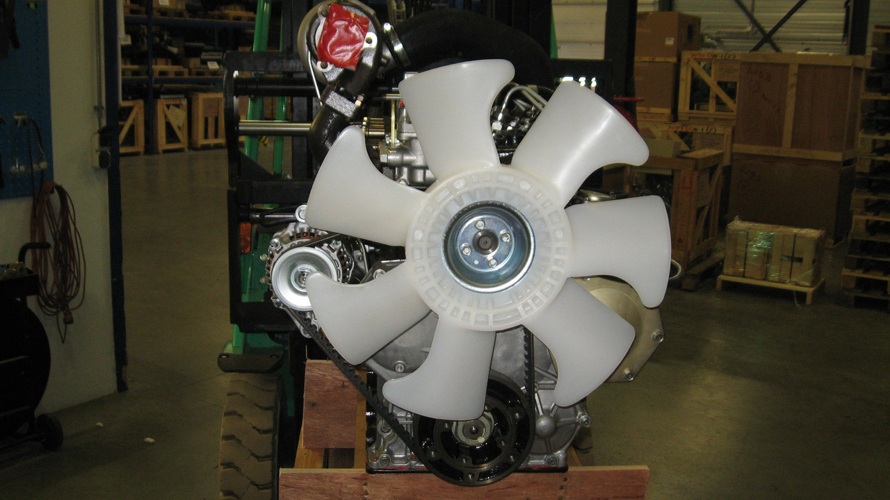 Mitsubishi S4S-Z3DT65SP 62 kW @ 2500 rpm - Motor por Pá carregadora: foto 4 Mitsubishi S4S-Z3DT65SP 62 kW @ 2500 rpm - Motor por Pá carregadora: foto 4