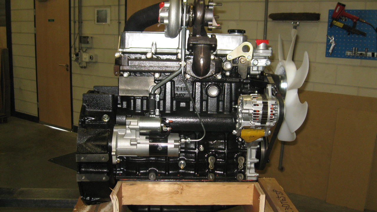 Mitsubishi S4S-Z3DT65SP 62 kW @ 2500 rpm - Motor por Pá carregadora: foto 1 Mitsubishi S4S-Z3DT65SP 62 kW @ 2500 rpm - Motor por Pá carregadora: foto 1