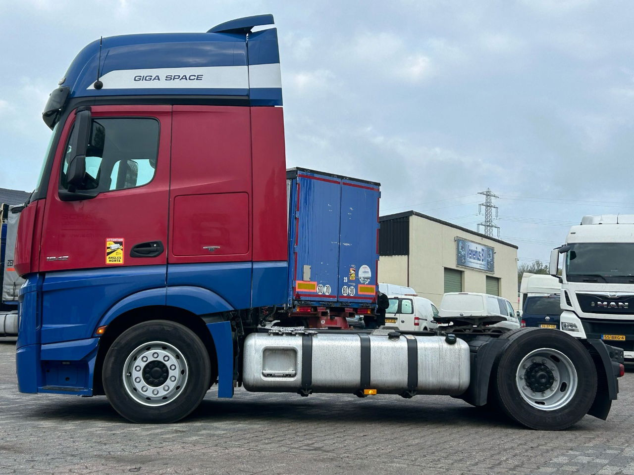 Mercedes-Benz Actros Euro 6 / BJ. 2015 / APK - Tractor: foto 4 Mercedes-Benz Actros Euro 6 / BJ. 2015 / APK - Tractor: foto 4