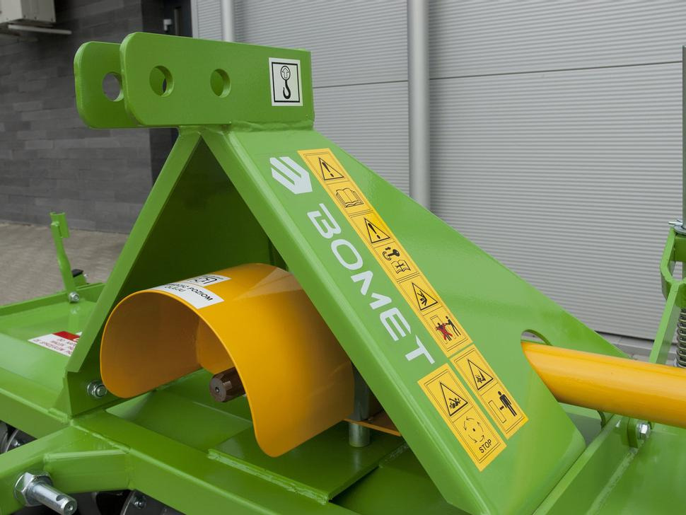 Bomet Bodenfräsen / Rotary tiller / Rotavator / Vangatrice / Rastrillo / Культиватор / Glebogryzarka 2 m - Fresa agrícola: foto 4 Bomet Bodenfräsen / Rotary tiller / Rotavator / Vangatrice / Rastrillo / Культиватор / Glebogryzarka 2 m - Fresa agrícola: foto 4