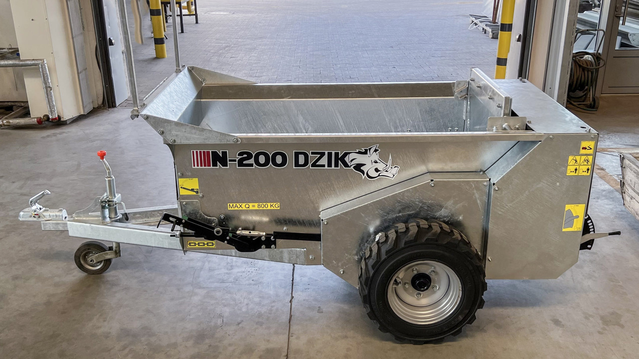 Cynkomet Miststreuer / Manure spreader / Epandeur à fumier N-200 DZIK - Espalhador de estrume: foto 2 Cynkomet Miststreuer / Manure spreader / Epandeur à fumier N-200 DZIK - Espalhador de estrume: foto 2