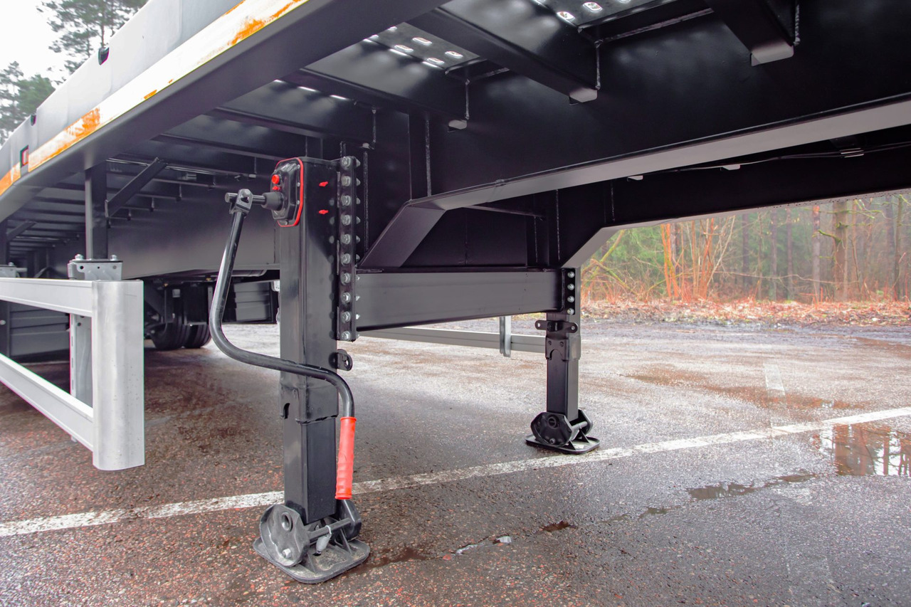 Leasing de Cynkomet Plattformauflieger - Anhänger / Semi-trailer / Semi-remorque / Semirremolque plataforma / Semirimorchio con piattaforma / Naczepa platformowa 27 t Cynkomet Plattformauflieger - Anhänger / Semi-trailer / Semi-remorque / Semirremolque plataforma / Semirimorchio con piattaforma / Naczepa platformowa 27 t: foto 13