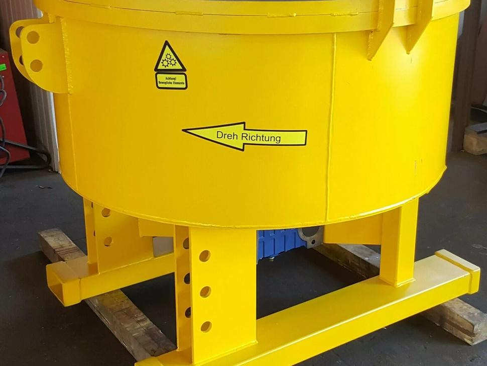 DC Betonmischer / Electric concrete mixer / Malaxeur à béton électrique / Betoniera / Бетономешалка с электроприводом / Betoniarka elektryczna 400 l - Betoneira: foto 1 DC Betonmischer / Electric concrete mixer / Malaxeur à béton électrique / Betoniera / Бетономешалка с электроприводом / Betoniarka elektryczna 400 l - Betoneira: foto 1