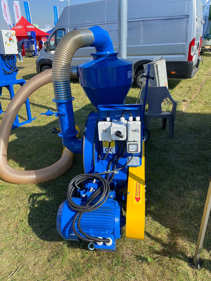 Dozamech Saug-Druckgebläse / Suction and pressure blower / Suceuse à grains / Trasportatore / Пневматический вдуватель / Dmuchawa ssąco-tłocząca T-420 - Transportador: foto 5 Dozamech Saug-Druckgebläse / Suction and pressure blower / Suceuse à grains / Trasportatore / Пневматический вдуватель / Dmuchawa ssąco-tłocząca T-420 - Transportador: foto 5