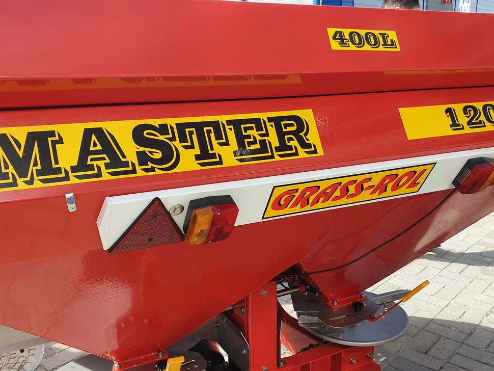 Grass-Rol Düngerstreuer / Fertilizer spreader / Epandeur d'engrais / Spandiconcime / Rozsiewacz nawozu / Разбрасыватель удобрений 1600 l - Distribuidor de fertilizantes: foto 5 Grass-Rol Düngerstreuer / Fertilizer spreader / Epandeur d'engrais / Spandiconcime / Rozsiewacz nawozu / Разбрасыватель удобрений 1600 l - Distribuidor de fertilizantes: foto 5