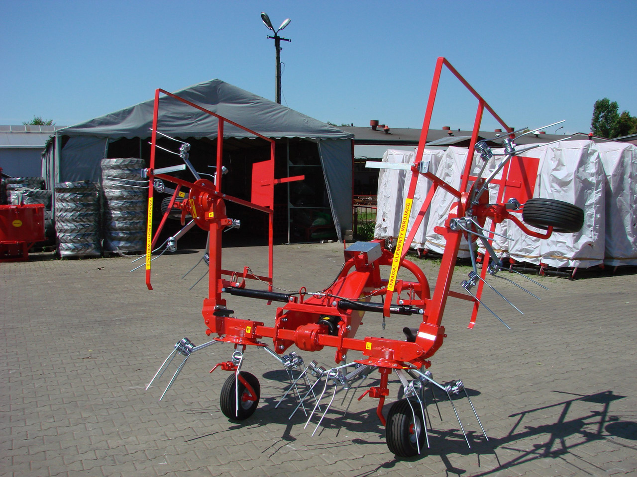 JAR-MET Schwader / Tedder / Faneuse / Przetrząsacz 5,2 m - Ancinho enleirador: foto 5 JAR-MET Schwader / Tedder / Faneuse / Przetrząsacz 5,2 m - Ancinho enleirador: foto 5
