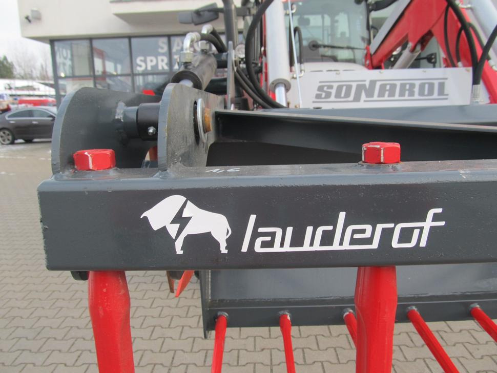 Lauderof Krokodilschaufel / Manure grab / Krokodyl / Grappin à fumier / Pinze per letame / Захват для органического удобрения / Chwytak do obornika 1,8 m - Grampo por Trator: foto 3 Lauderof Krokodilschaufel / Manure grab / Krokodyl / Grappin à fumier / Pinze per letame / Захват для органического удобрения / Chwytak do obornika 1,8 m - Grampo por Trator: foto 3