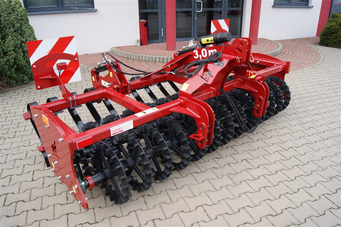 Lupus Crosskillwalze / Crosskill roller / Rouleau tandem avant Crosskill / Rodillo tándem delantero Wał przedni tandem Crosskill 3 m - Rolo agricola: foto 1 Lupus Crosskillwalze / Crosskill roller / Rouleau tandem avant Crosskill / Rodillo tándem delantero Wał przedni tandem Crosskill 3 m - Rolo agricola: foto 1