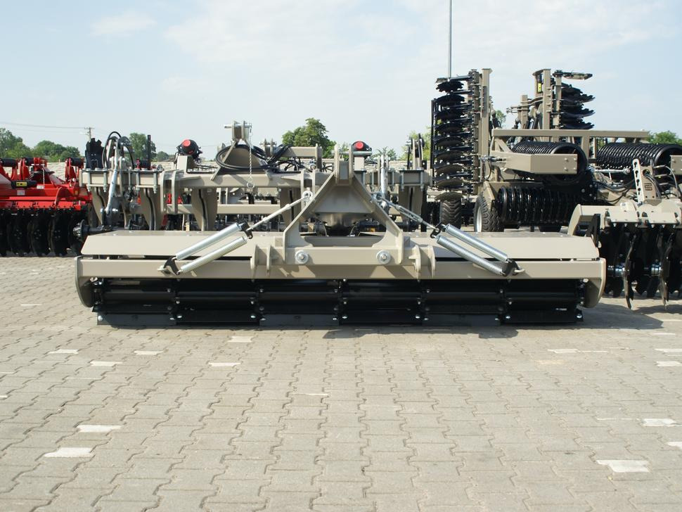 ROLEX Messerwalze / Knife roller cutter / Rouleau couteau / Rullo a coltelli / Каток ножничного типа тандем передний / Wał nożowy cutter tandem front 3 m - Rolo agricola: foto 4 ROLEX Messerwalze / Knife roller cutter / Rouleau couteau / Rullo a coltelli / Каток ножничного типа тандем передний / Wał nożowy cutter tandem front 3 m - Rolo agricola: foto 4