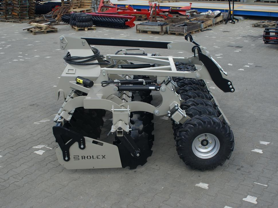 Grades de discos novo ROLEX Scheibenegge /  Disc harrow with hydropack and tire roller / Dechaumeur à disques / Erpice a dischi / Дисковая борона с гидропаком и колёсным катком / Agregat talerzowy uprawowy z hydropackiem i: foto 19
