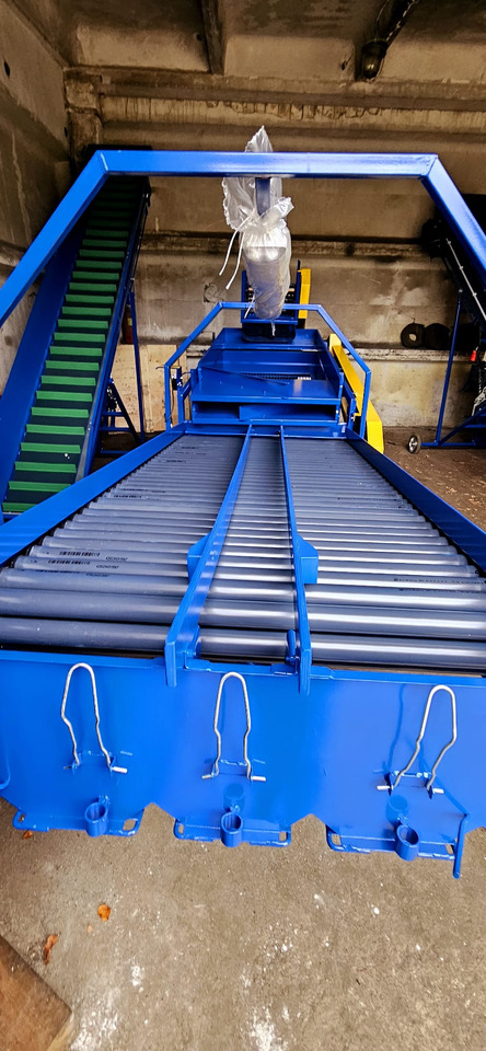 ROLMET Kartoffelsortierer / Potato sorting machine / Trieuse de pomme de terre / Selezionatrice per patate / Clasificador de patatas / Картофелесортировочная машина / Sortownik do ziemniaków M614/2 - Máquina para batata: foto 4 ROLMET Kartoffelsortierer / Potato sorting machine / Trieuse de pomme de terre / Selezionatrice per patate / Clasificador de patatas / Картофелесортировочная машина / Sortownik do ziemniaków M614/2 - Máquina para batata: foto 4