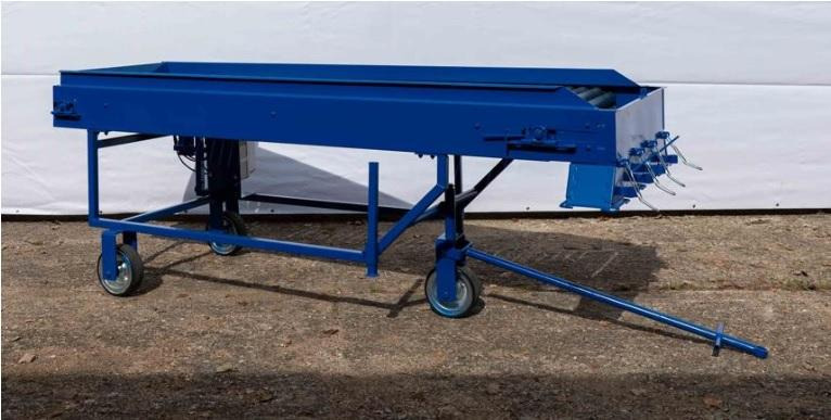 ROLMET Rollenverlesetisch / Sorting table / Table de tri / Tavolo selettivo / Сортировочный стол / Stół przebierczy SP 1 - Máquina para batata: foto 3 ROLMET Rollenverlesetisch / Sorting table / Table de tri / Tavolo selettivo / Сортировочный стол / Stół przebierczy SP 1 - Máquina para batata: foto 3