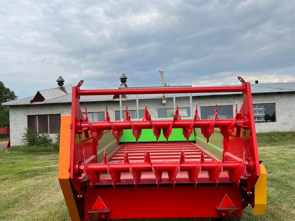 Roltrans Miststreuer / Manure spreader / Épandeur à fumier / Spandiletame / Разбрасыватель органических удобрений N250/2 LEO 4 t - Espalhador de estrume: foto 4 Roltrans Miststreuer / Manure spreader / Épandeur à fumier / Spandiletame / Разбрасыватель органических удобрений N250/2 LEO 4 t - Espalhador de estrume: foto 4