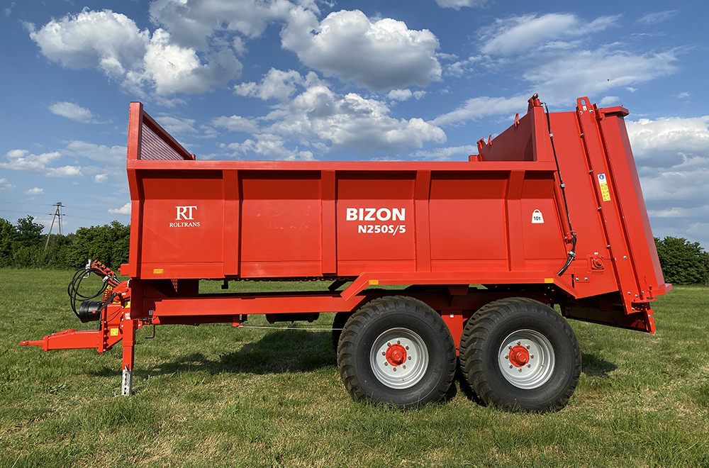 Roltrans Miststreuer / Manure spreader / Epandeur à fumier / Spandiletame / Разбрасыватель органических удобрений / Rozrzutnik obornika N250S/5 10 t - Espalhador de estrume: foto 2 Roltrans Miststreuer / Manure spreader / Epandeur à fumier / Spandiletame / Разбрасыватель органических удобрений / Rozrzutnik obornika N250S/5 10 t - Espalhador de estrume: foto 2