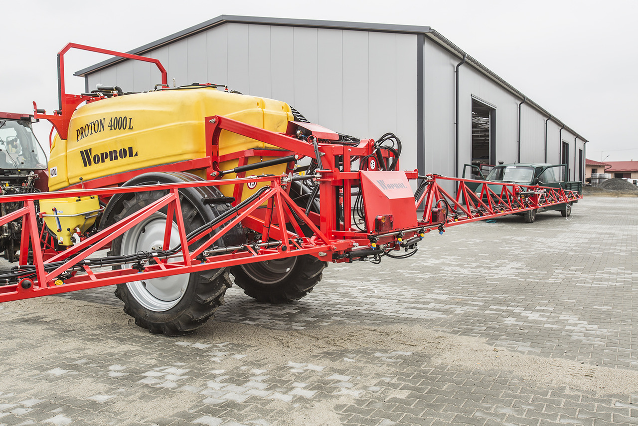 WOPROL Feldspritze / Sprayer / Pulvérisateur / Opryskiwacz 4000 L - Pulverizador de arrastar: foto 3 WOPROL Feldspritze / Sprayer / Pulvérisateur / Opryskiwacz 4000 L - Pulverizador de arrastar: foto 3