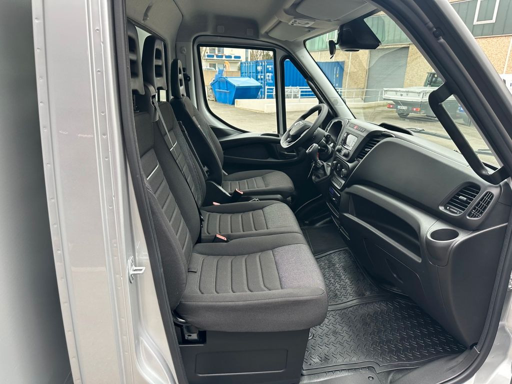 Camião transporte de veículos, Veículo comercial novo Algema IVECO FESTPLATEAU + Planenaufbau 3,6 to Nutzlast: foto 6