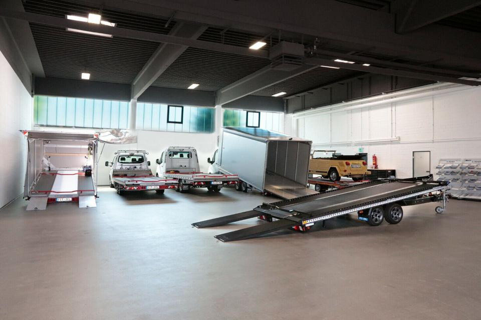 Food truck Algema Mercedes Sprinter 616 ALGEMA BLITZLADER 2 Koffer: foto 18 Food truck Algema Mercedes Sprinter 616 ALGEMA BLITZLADER 2 Koffer: foto 18