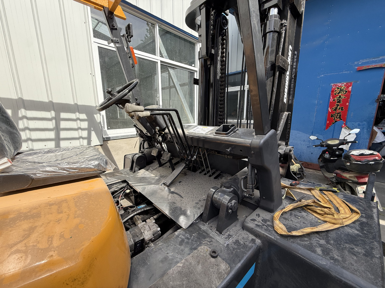 TCM 10 Ton Forklift - Empilhadeira: foto 3 TCM 10 Ton Forklift - Empilhadeira: foto 3