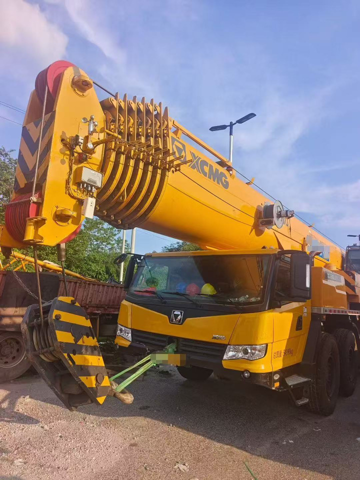XCMG XCA160L8 - Grua todo o terreno: foto 1 XCMG XCA160L8 - Grua todo o terreno: foto 1