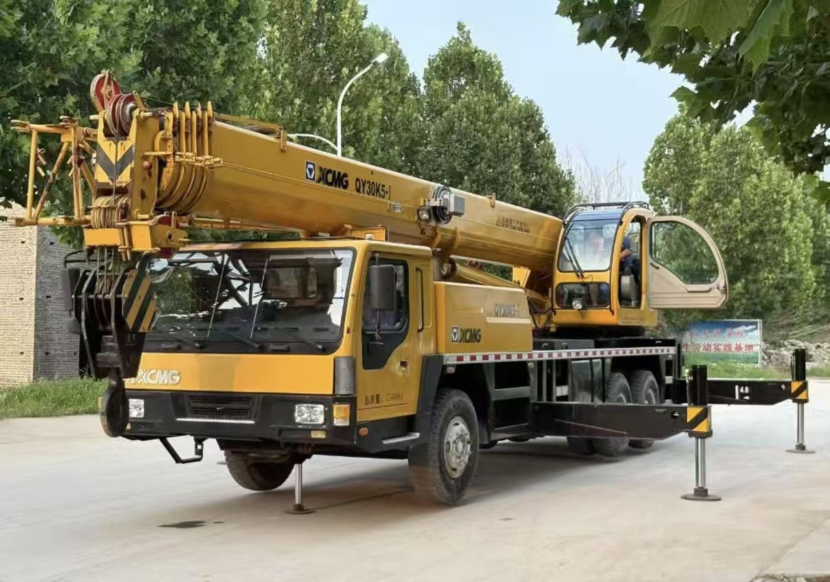 XCMG XCT30L5 - Grua móvel: foto 1 XCMG XCT30L5 - Grua móvel: foto 1