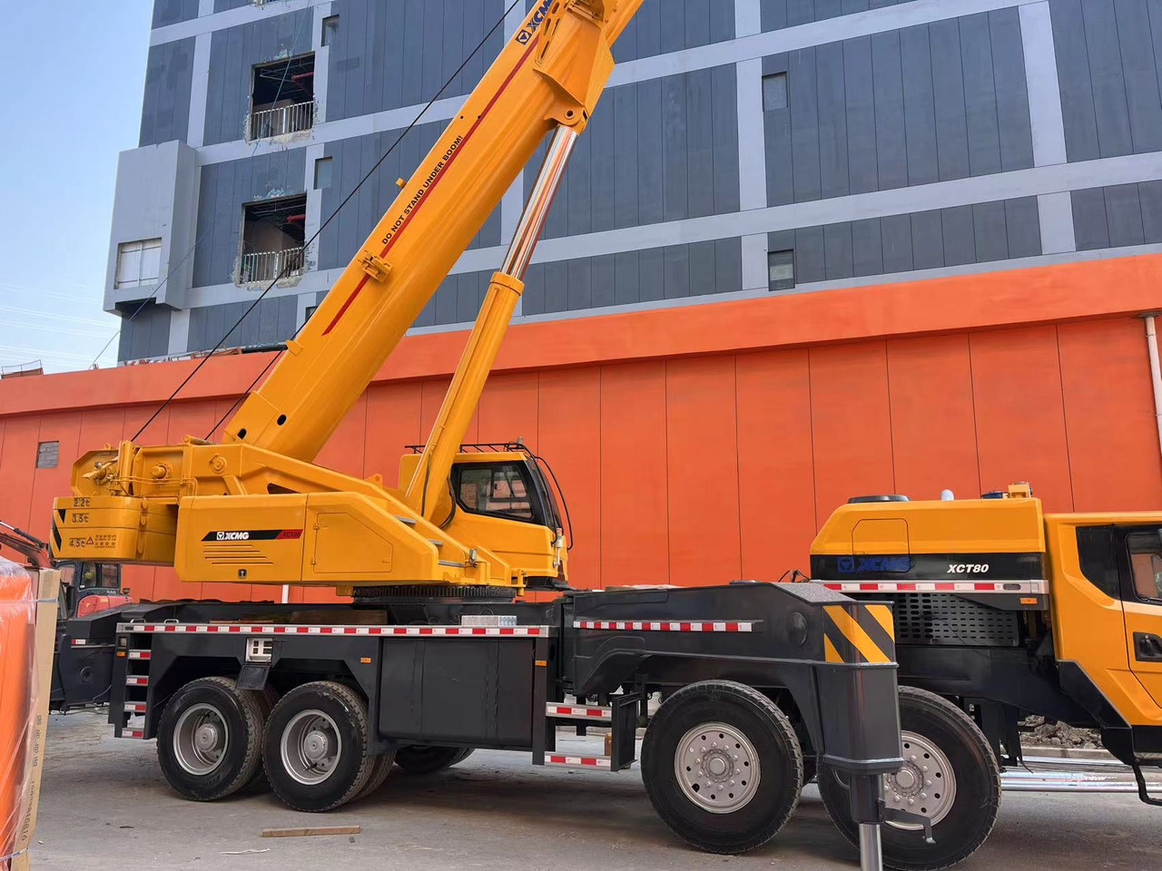 XCMG XCT80L5 - Grua móvel: foto 1 XCMG XCT80L5 - Grua móvel: foto 1