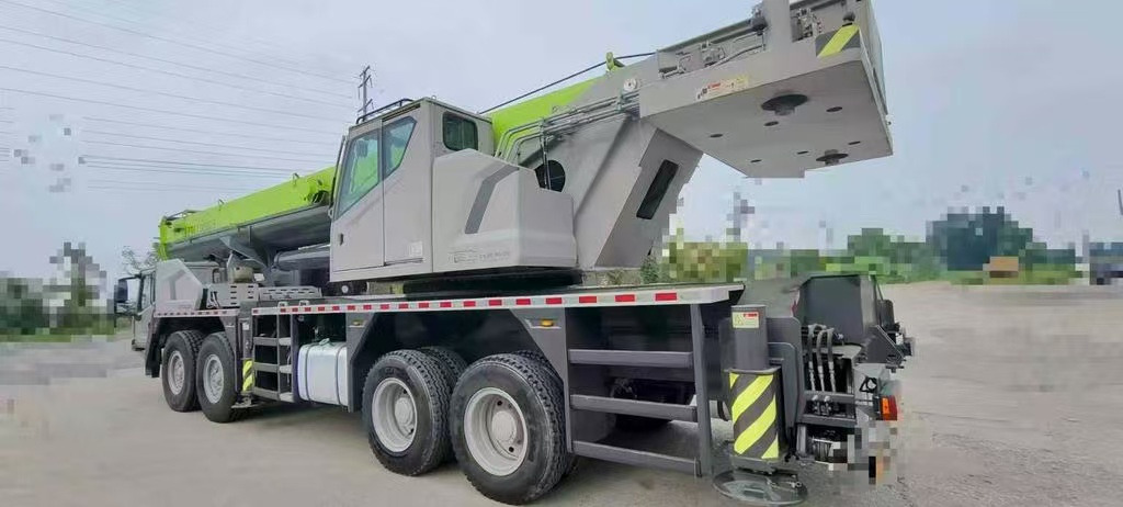 ZOOMLION 1000V5 - Grua móvel: foto 3 ZOOMLION 1000V5 - Grua móvel: foto 3