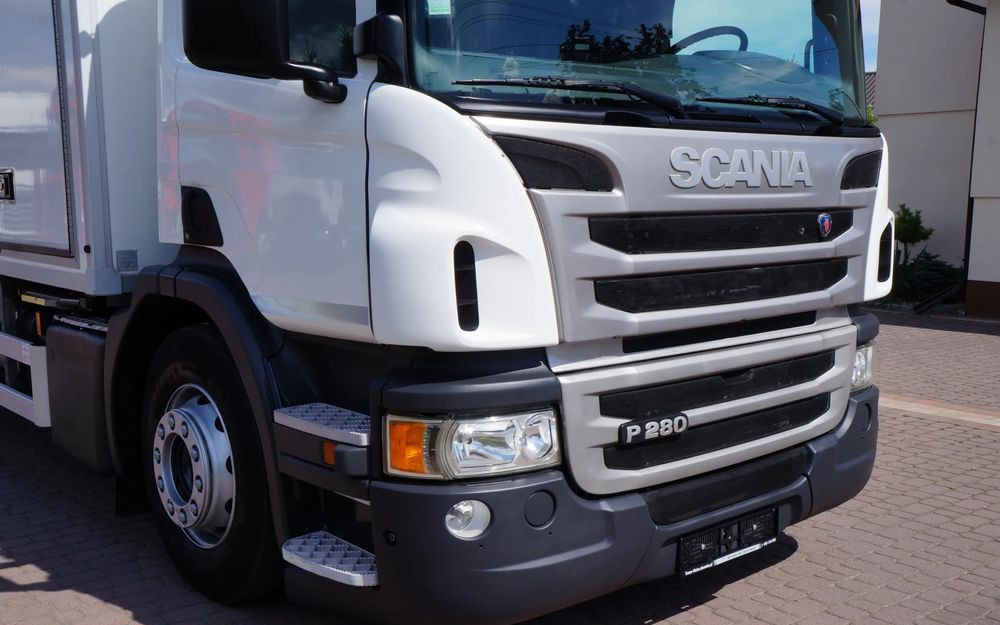 Scania P280 Euro 6 18 TON CHŁODNIA 16 PALET NISKI PRZEBIEG - Camião frigorífico: foto 5 Scania P280 Euro 6 18 TON CHŁODNIA 16 PALET NISKI PRZEBIEG - Camião frigorífico: foto 5