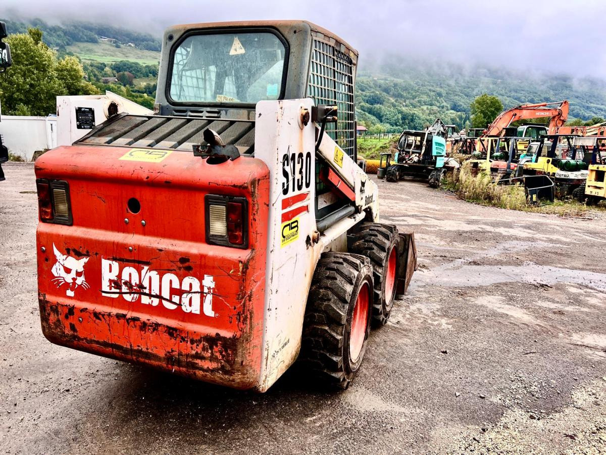 Bobcat S130 Chargeuse Compact - Mini pá carregadora: foto 4 Bobcat S130 Chargeuse Compact - Mini pá carregadora: foto 4