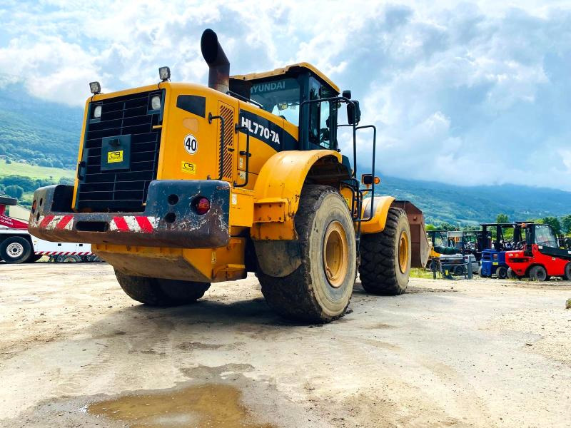 HYUNDAI Chargeuse articulé HL770-7A 23T - Retroescavadeira: foto 5 HYUNDAI Chargeuse articulé HL770-7A 23T - Retroescavadeira: foto 5