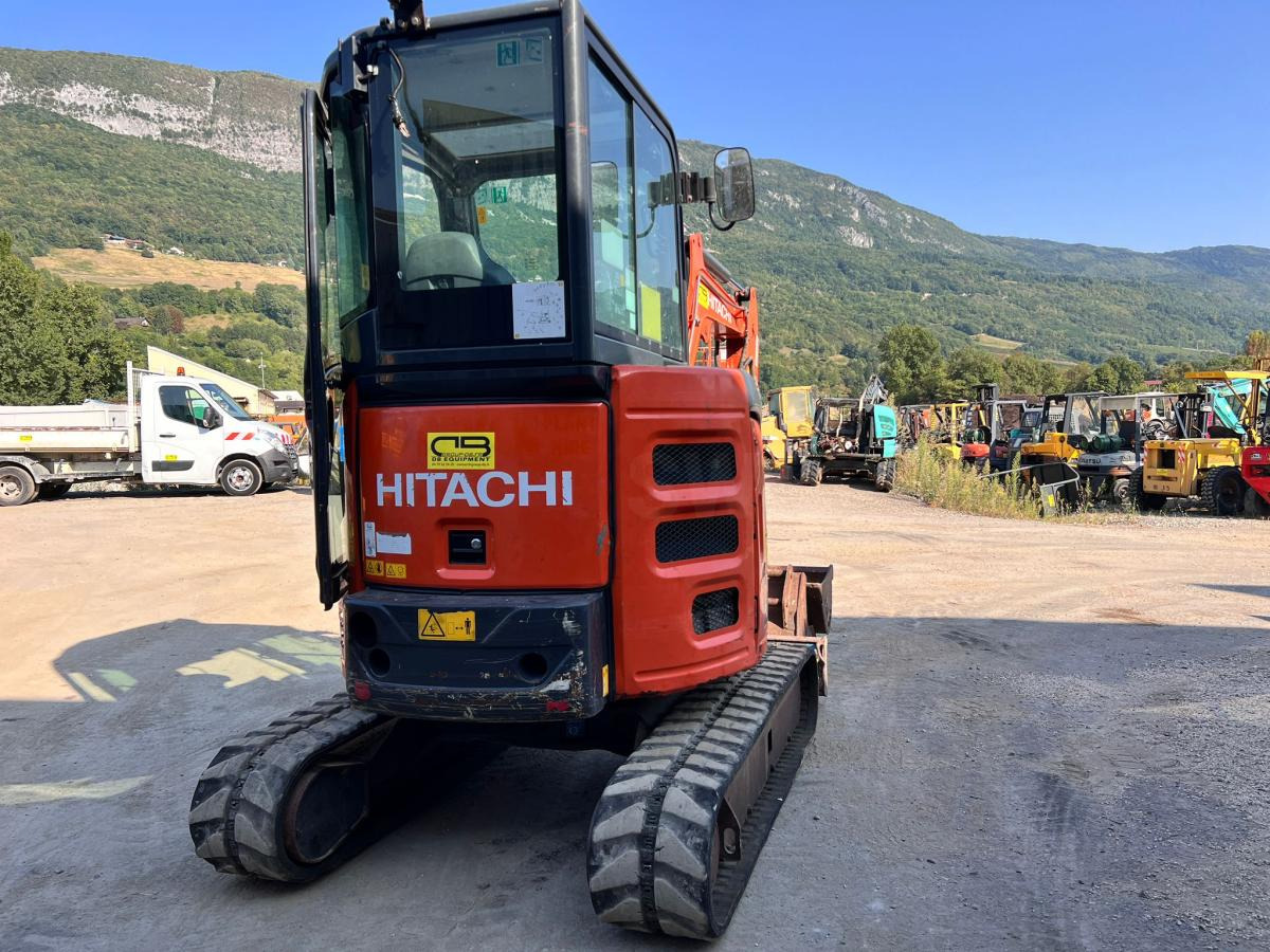 Hitachi ZX26U-5A MINI PELLE 2,7T - Mini escavadeira: foto 3 Hitachi ZX26U-5A MINI PELLE 2,7T - Mini escavadeira: foto 3