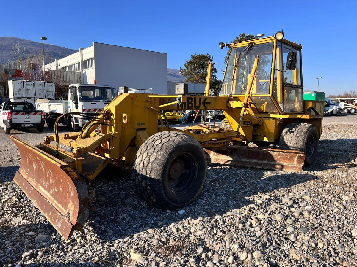 Mbu G50A NIVELEUSE 7T - Motoniveladora: foto 1 Mbu G50A NIVELEUSE 7T - Motoniveladora: foto 1