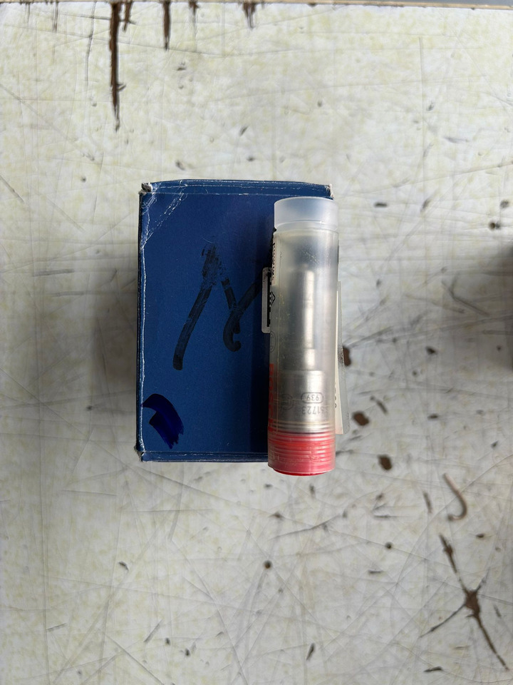 BOSCH INJECTOR NOZZLE-0433172086-DLLA 122 P 1779 - Injector: foto 1 BOSCH INJECTOR NOZZLE-0433172086-DLLA 122 P 1779 - Injector: foto 1