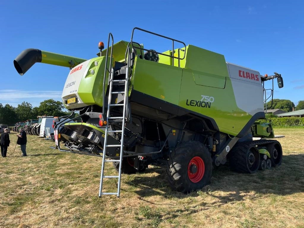Claas 750TT c/w V900 Header - Ceifeira debulhadora: foto 4 Claas 750TT c/w V900 Header - Ceifeira debulhadora: foto 4