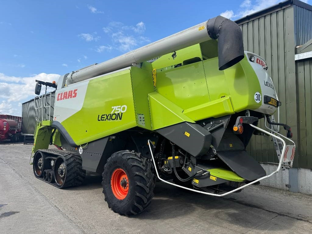 Claas Lexion 750TT APS Hybrid c/w V900 Header - Ceifeira debulhadora: foto 2 Claas Lexion 750TT APS Hybrid c/w V900 Header - Ceifeira debulhadora: foto 2