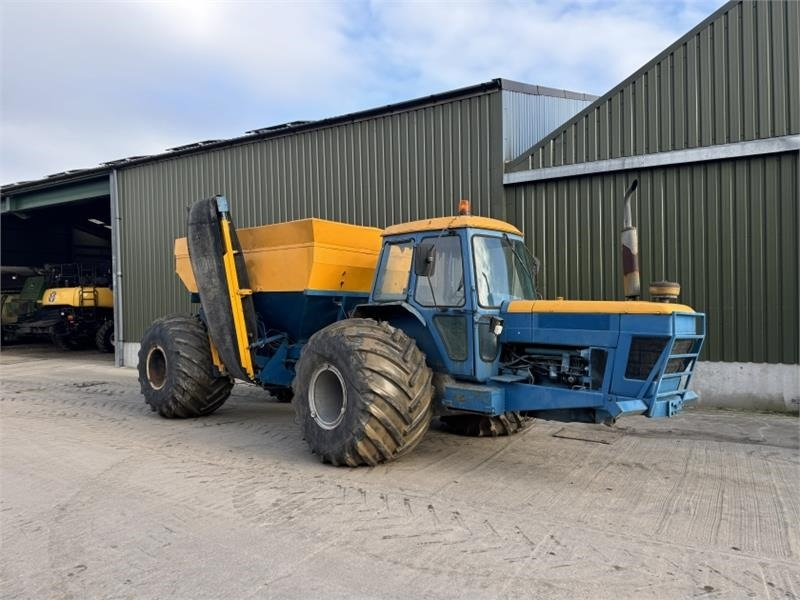Ford Ford 8210 Self Propelled Gravel Cart - Trator: foto 3 Ford Ford 8210 Self Propelled Gravel Cart - Trator: foto 3