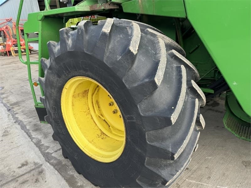 Leasing de John Deere 1550 WTS c/w 620R Header  John Deere 1550 WTS c/w 620R Header: foto 8