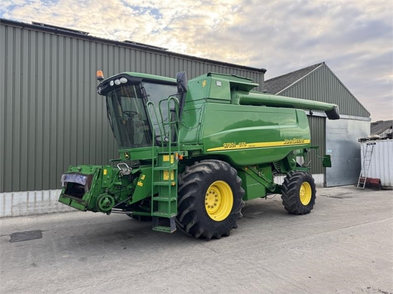 John Deere CTS 9780i Hillmaster c/w 625 Premium Flow Header - Equipamento para colheitadeira: foto 1 John Deere CTS 9780i Hillmaster c/w 625 Premium Flow Header - Equipamento para colheitadeira: foto 1