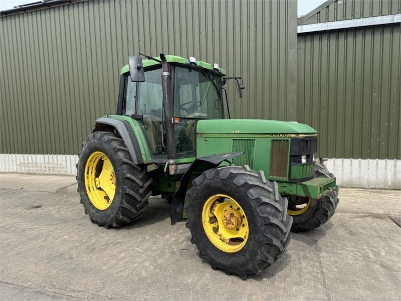 John Deere John Deere 6800 - Trator: foto 3 John Deere John Deere 6800 - Trator: foto 3