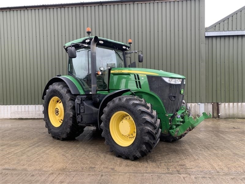 John Deere John Deere 7230R E23 Powershift **Video Below** - Trator: foto 4 John Deere John Deere 7230R E23 Powershift **Video Below** - Trator: foto 4