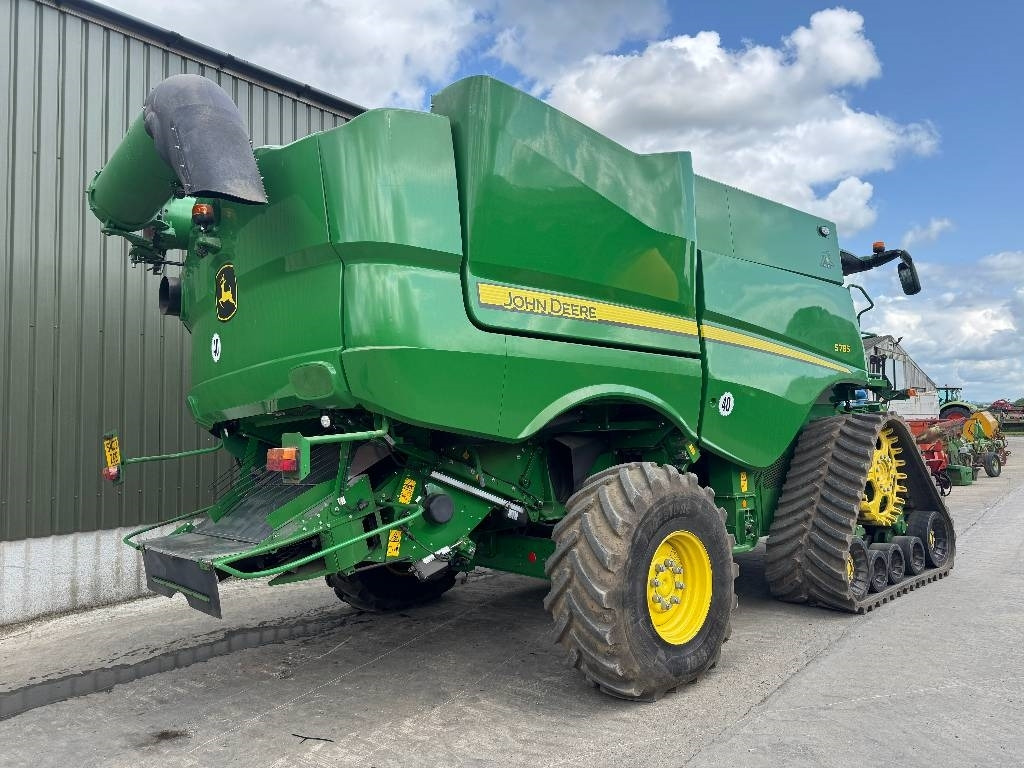 John Deere S785 4WD c/w 735D Header - Ceifeira debulhadora: foto 4 John Deere S785 4WD c/w 735D Header - Ceifeira debulhadora: foto 4