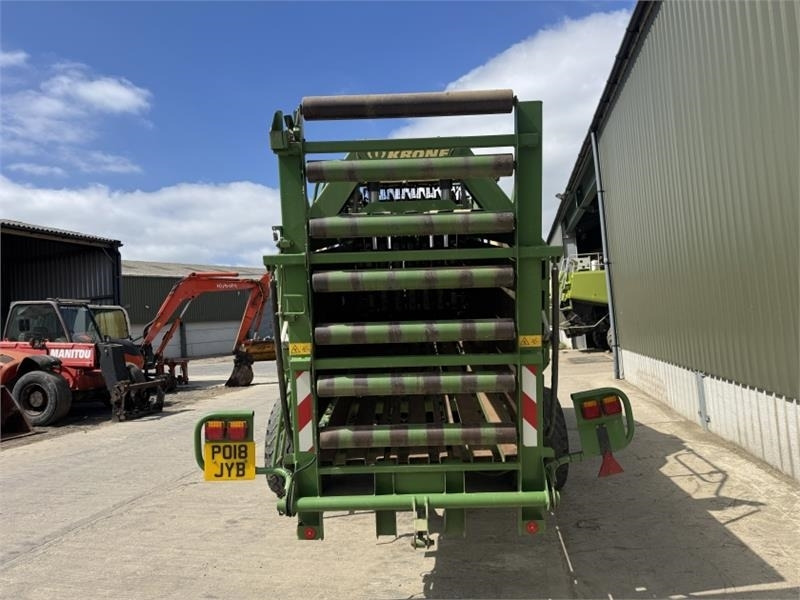 Krone Krone Big Pack 12130 Square Baler - Enfardadeira de fardos quadrados: foto 3 Krone Krone Big Pack 12130 Square Baler - Enfardadeira de fardos quadrados: foto 3