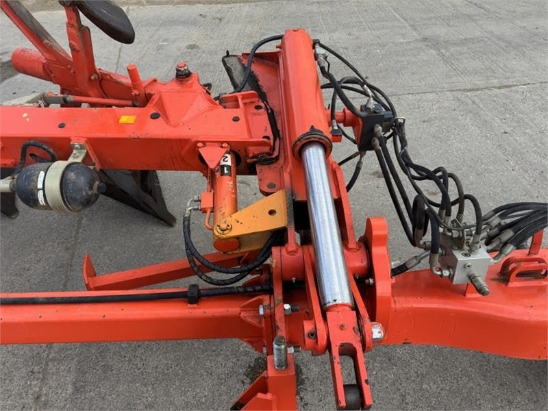 Arado Kuhn Kuhn VT1180M6H 5+1 Semi Mounted Plough: foto 10