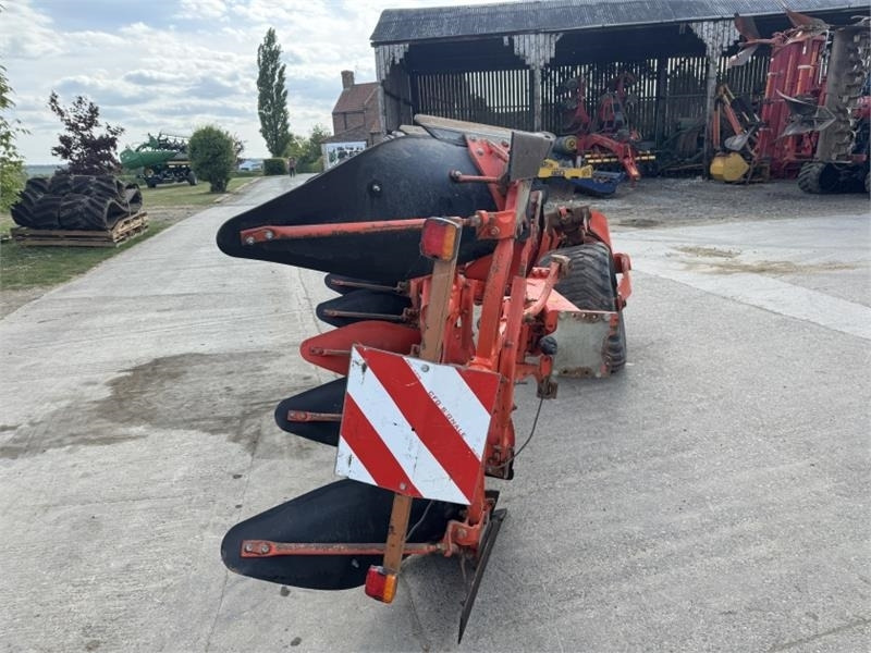Kuhn VT1180M6H 5+1 Semi Mounted Plough - Arado: foto 3 Kuhn VT1180M6H 5+1 Semi Mounted Plough - Arado: foto 3