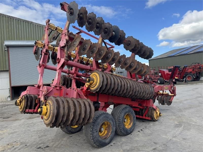 Vaderstad 820 Carrier - Máquina agrícola: foto 2 Vaderstad 820 Carrier - Máquina agrícola: foto 2