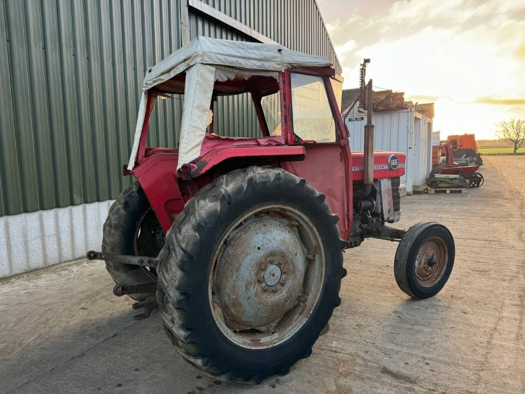 Massey Ferguson 165 - Trator: foto 4 Massey Ferguson 165 - Trator: foto 4