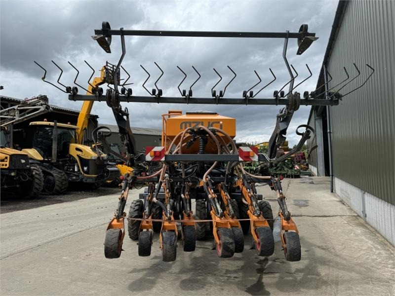 Mzuri Pro-Till 3T Seed Drill - Semeadora combinada: foto 4 Mzuri Pro-Till 3T Seed Drill - Semeadora combinada: foto 4